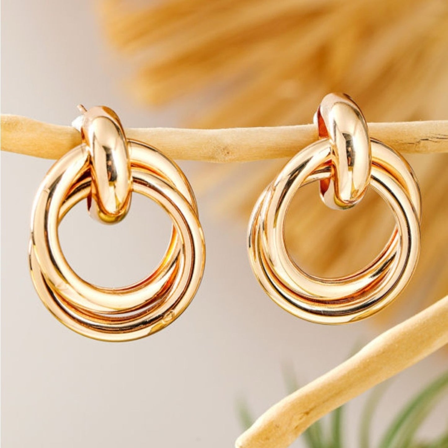 Gold circle earrings