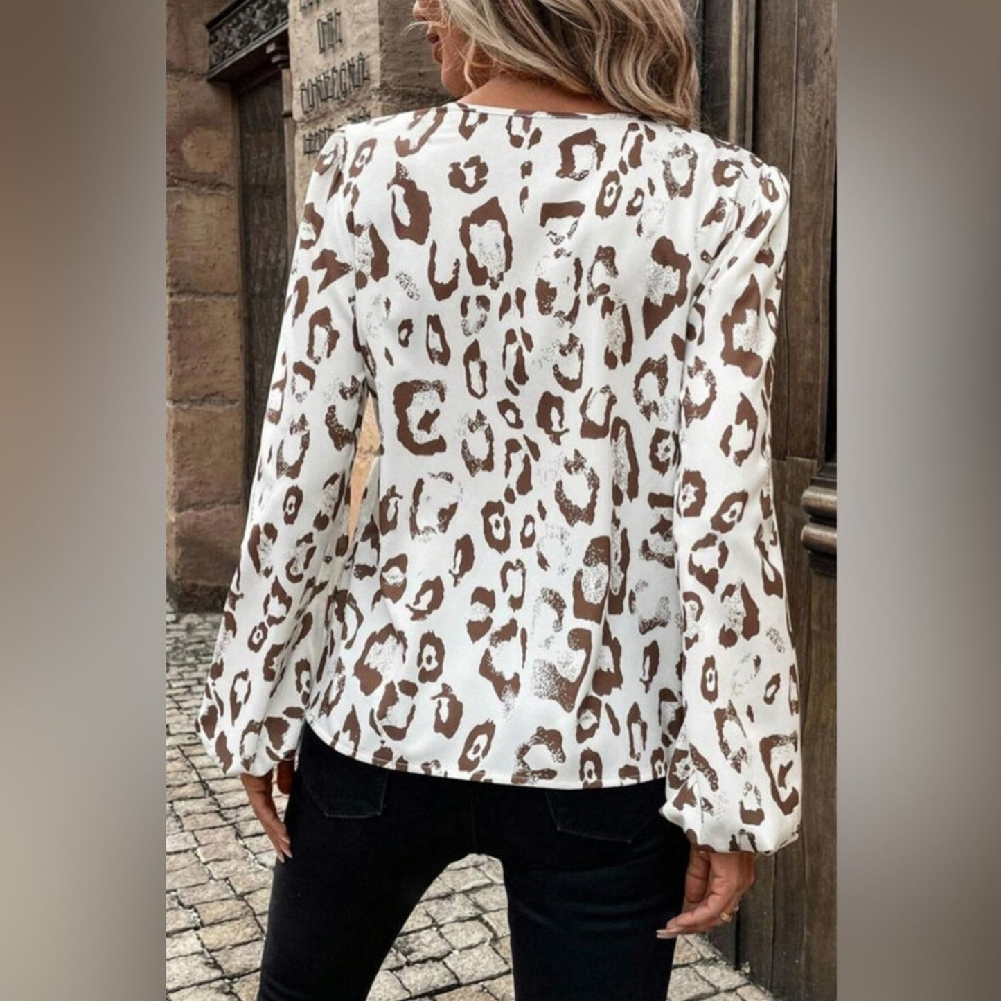 Sienna leopard print split neck balloon sleeve blouse