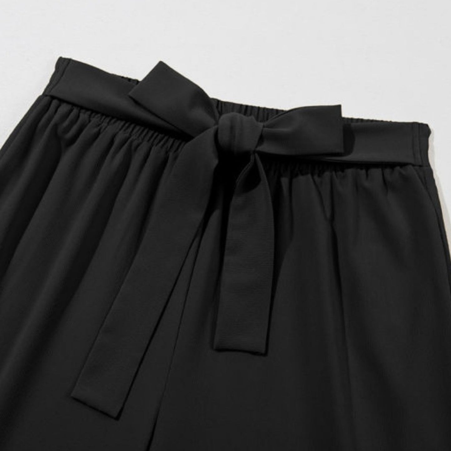 Bette- Elegant Black Wide-Leg Pants