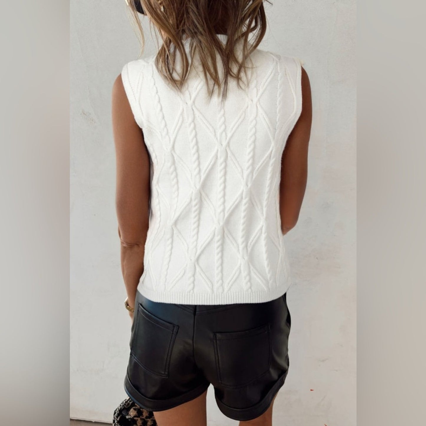 Pricilla- Elegant White Sleeveless Pearl Sweater Vest