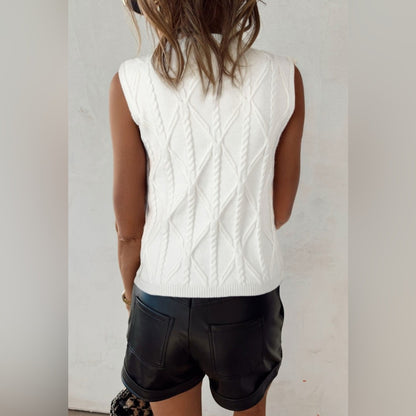 Pricilla- Elegant White Sleeveless Pearl Sweater Vest