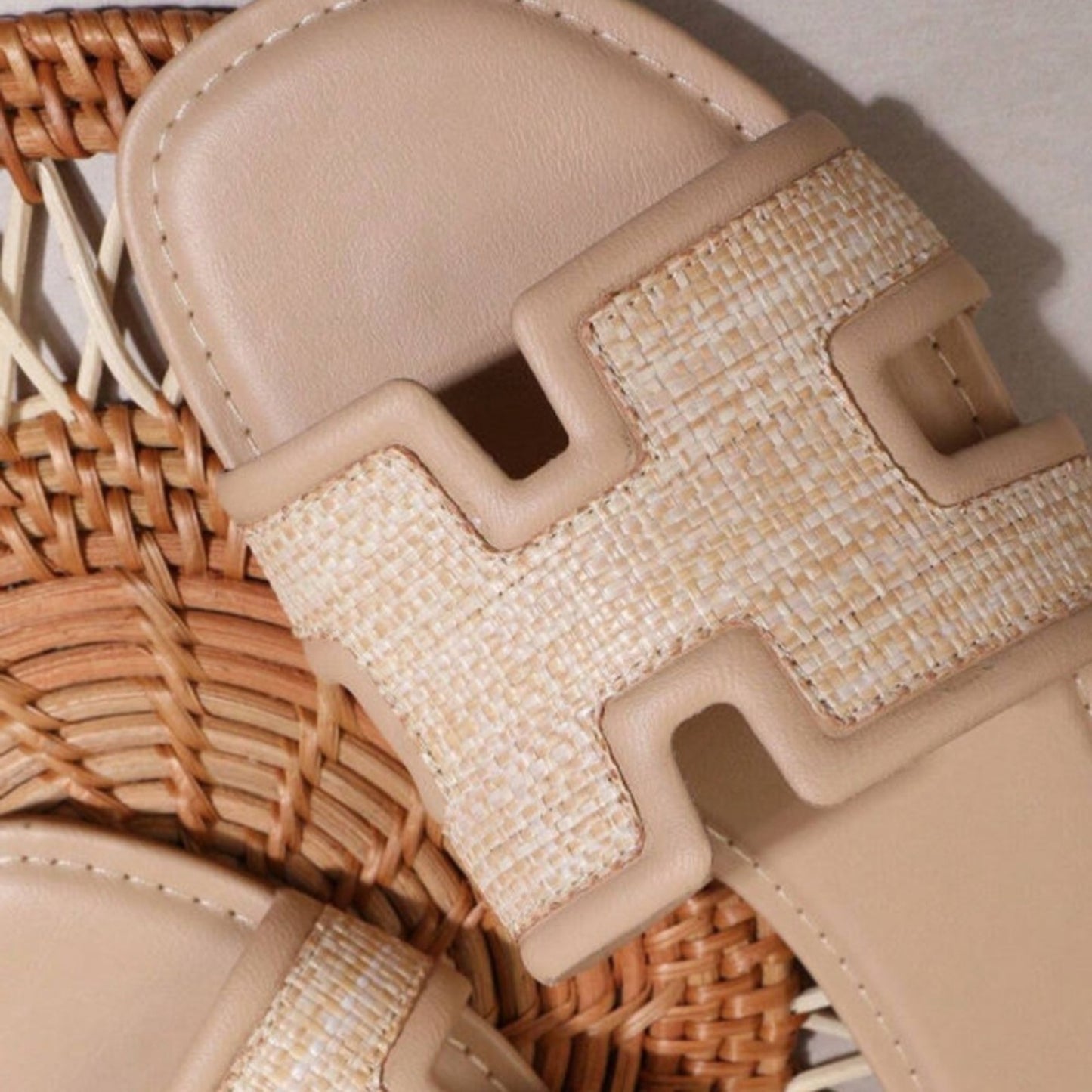 Elegant Beige Women's Sandals